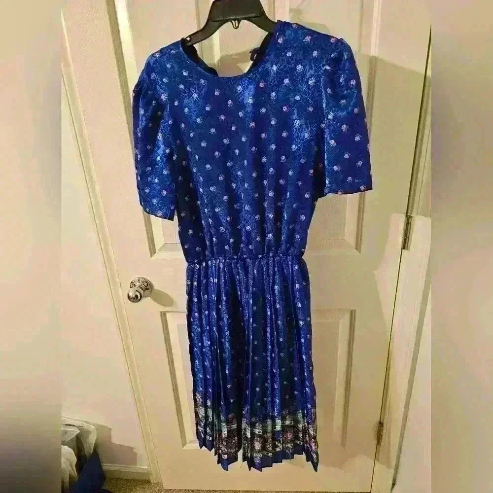 Mono New York Vintage Floral Pleated Dress Size 12